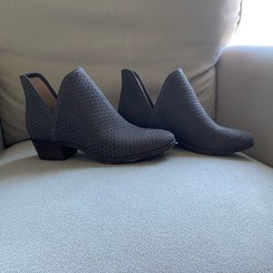 Lucky brand bootie